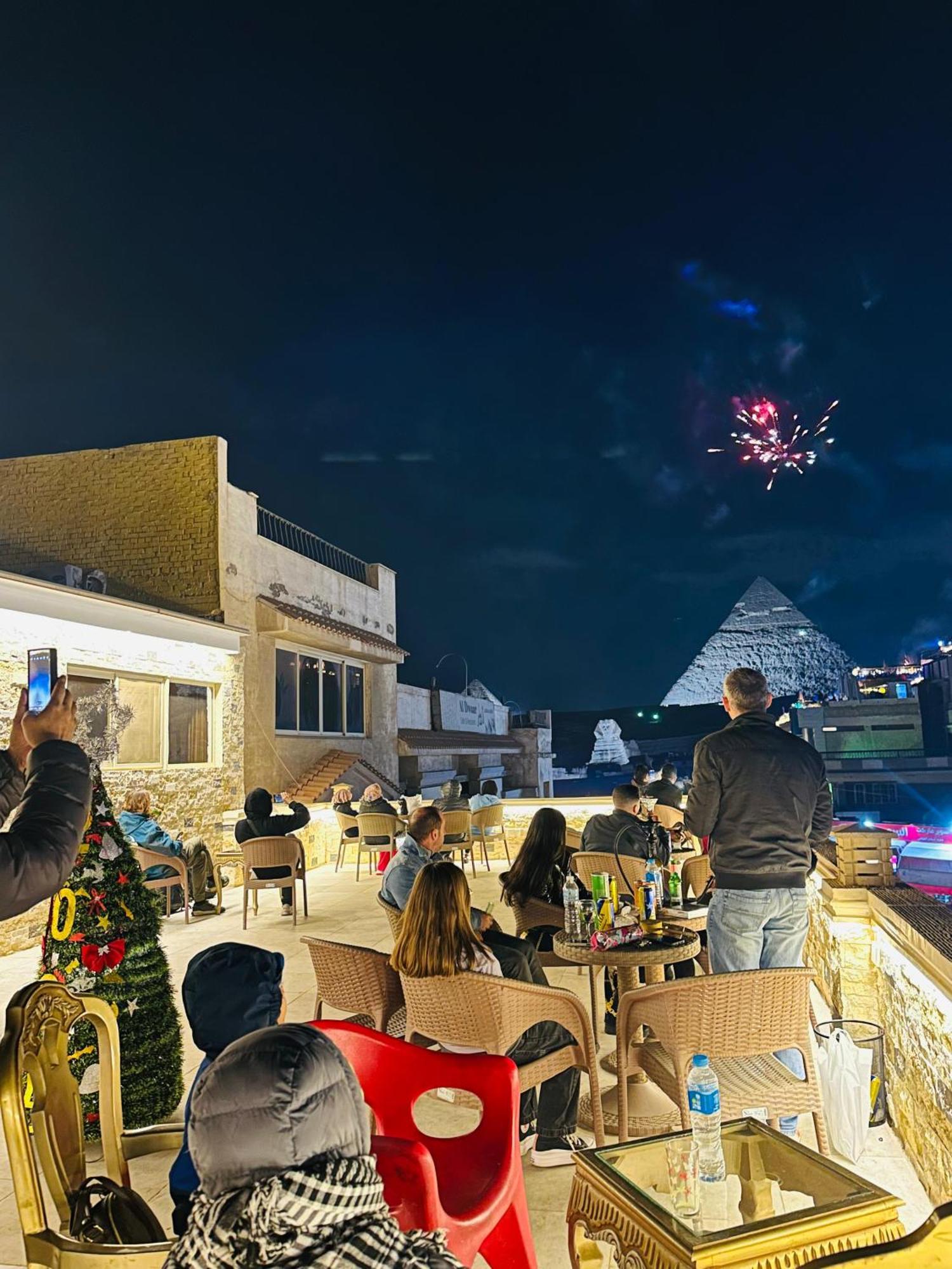 King Ali Pyramids View Inn Kafret el-Gabal Exterior foto